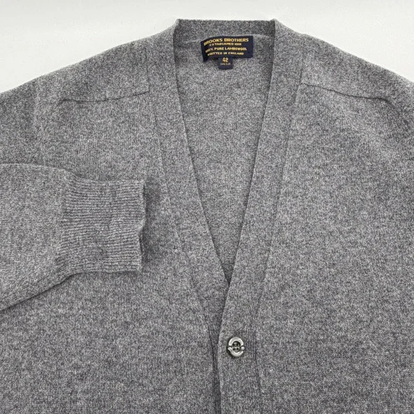 Brooks Brothers Mens 42 Lambswool Cardigan Sweater Grey Knitted in England VNeck - Picture 1 of 7